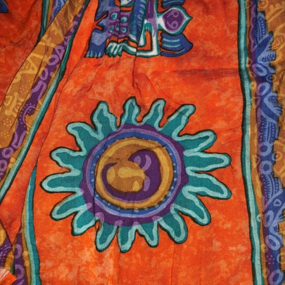 Vintage 1980's High-Waisted Elastic Waist Shorts - Picture 5 of 5